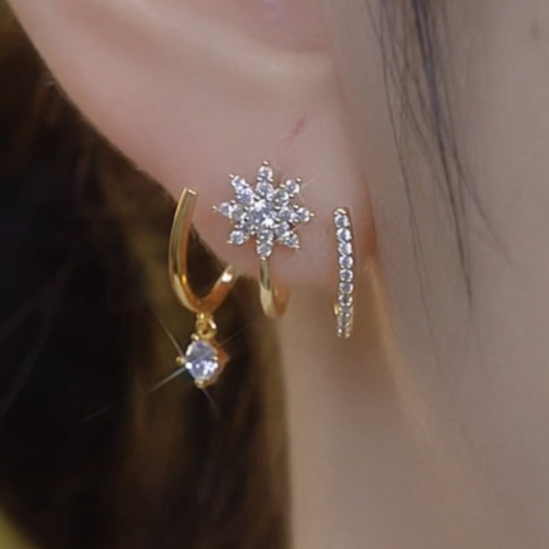 Sparkling Claw Earrings